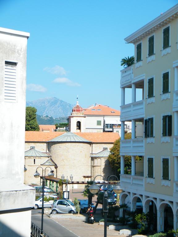 Appartamento Vacanze I Provenzali Bordighera Zewnętrze zdjęcie